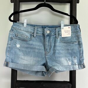 Kohl’s favorite shortie 2.5” inseam stretch shorts